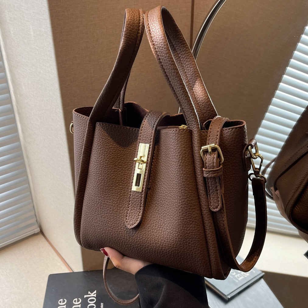 CLAIRA | RETRO BAG