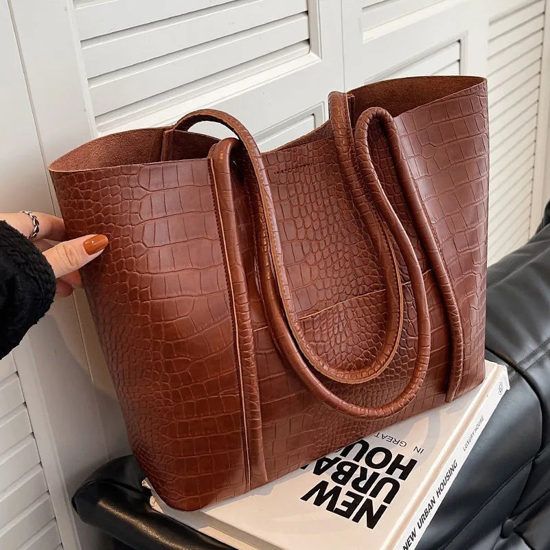 SYLVETTE | CROC SHOULDER BAG