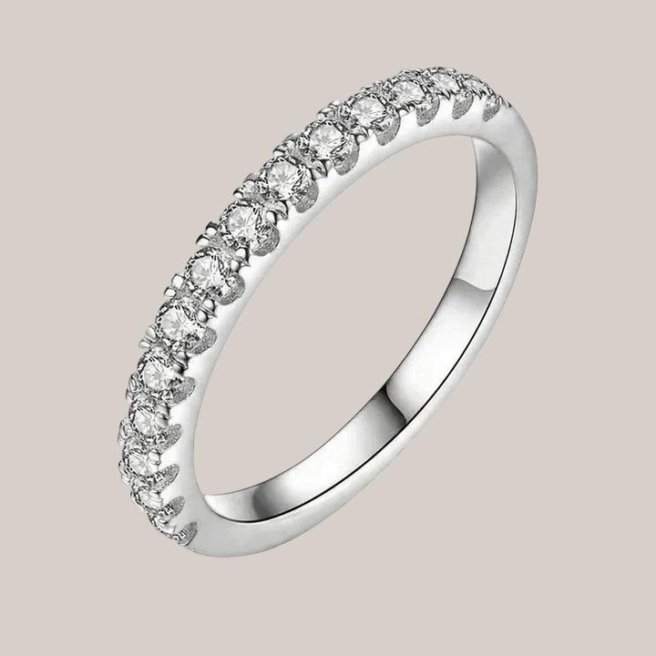 MOISSANITE RING